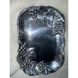 Arthur Court 2010 Grape Catch-All Aluminum Coupe Tray 9.5" x 6.5"
